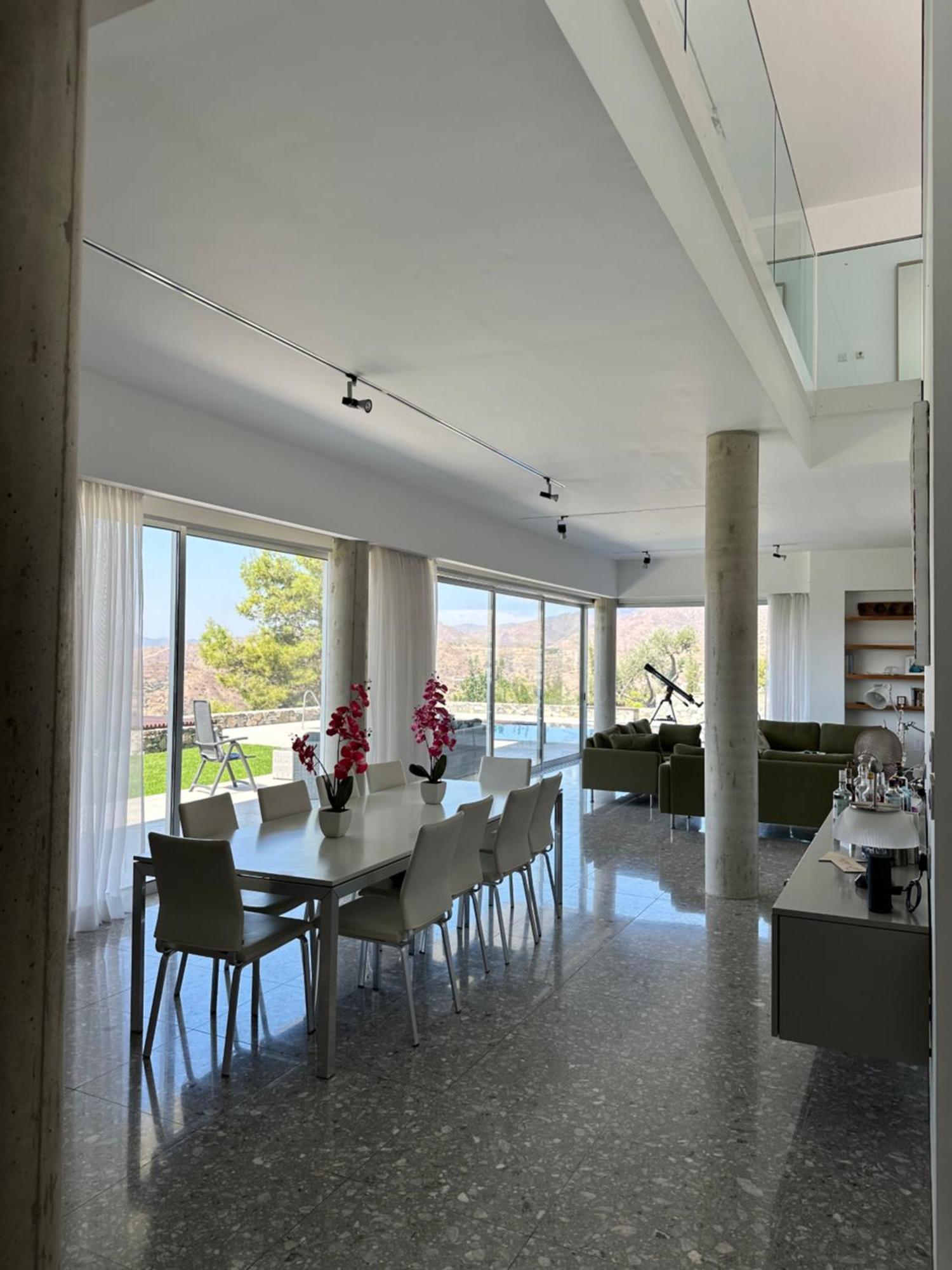 Luxury Villa Pluto Stunning Mountain Views Ora Exterior photo