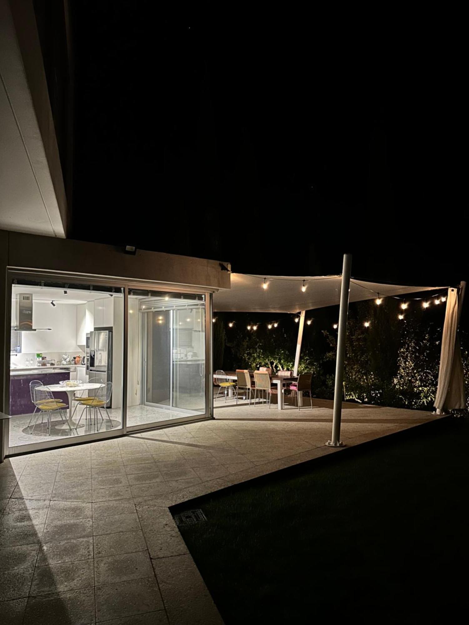 Luxury Villa Pluto Stunning Mountain Views Ora Exterior photo