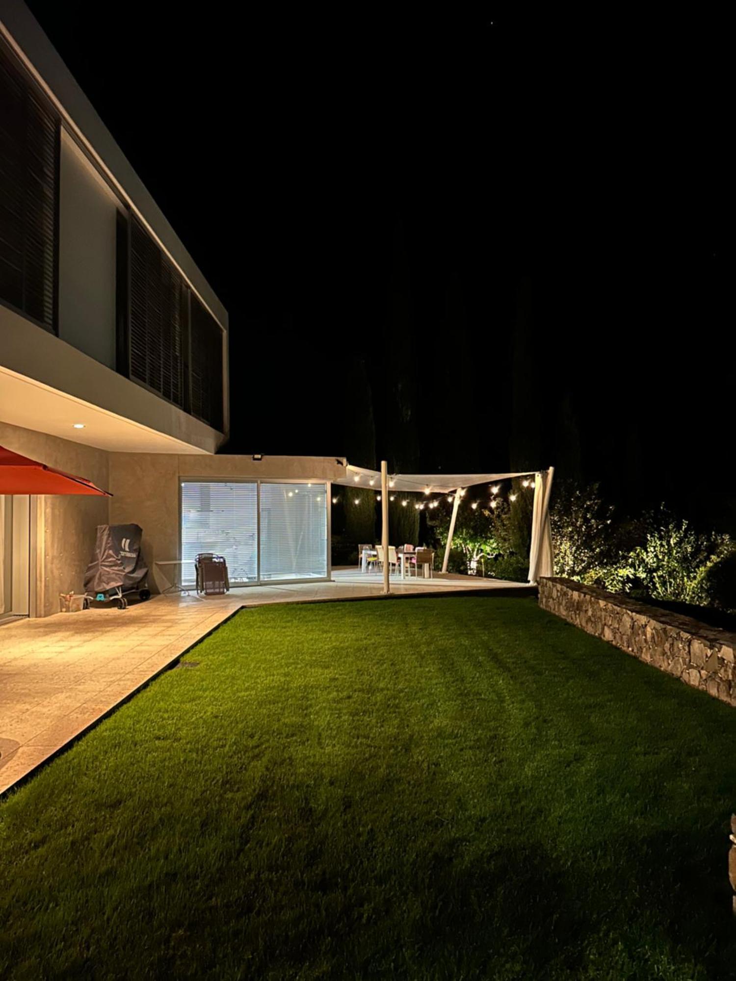 Luxury Villa Pluto Stunning Mountain Views Ora Exterior photo